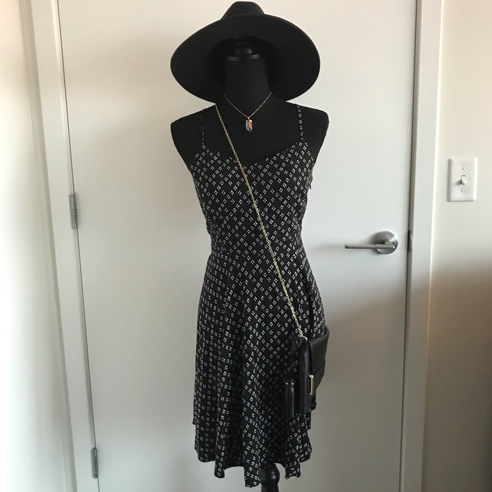 Old Navy Black and White Patterned Sun Dress